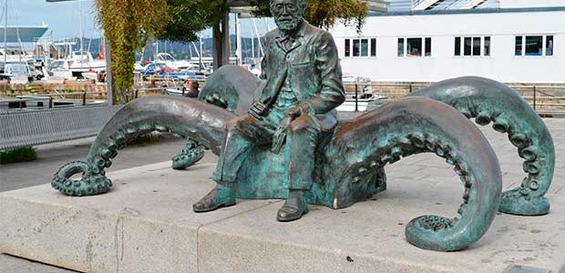 Vigo: de ruta con Julio Verne Vigo: de ruta con Julio Verne